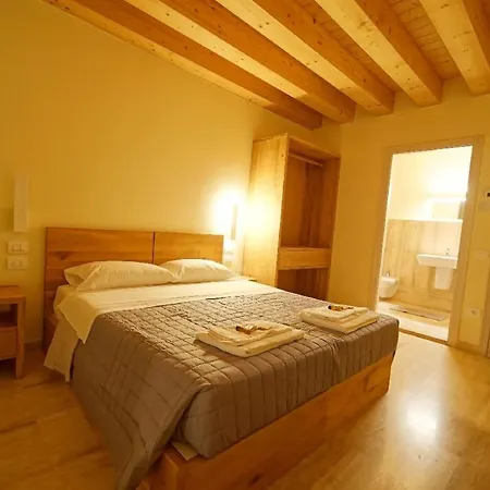 Easy Way & Guest house