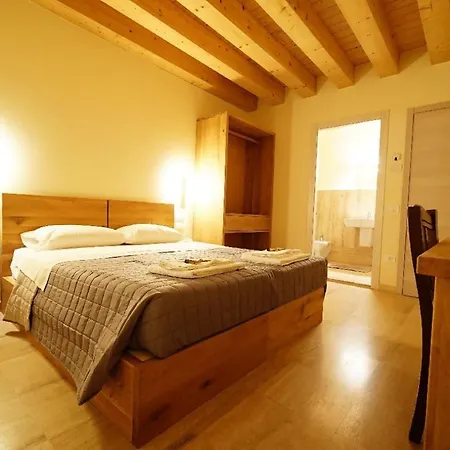 Easy Way & Guest house Soave (Verona)