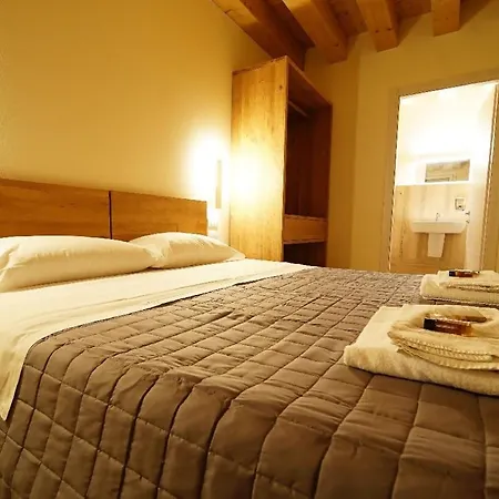 Guest house Easy Way & Soave (Verona)